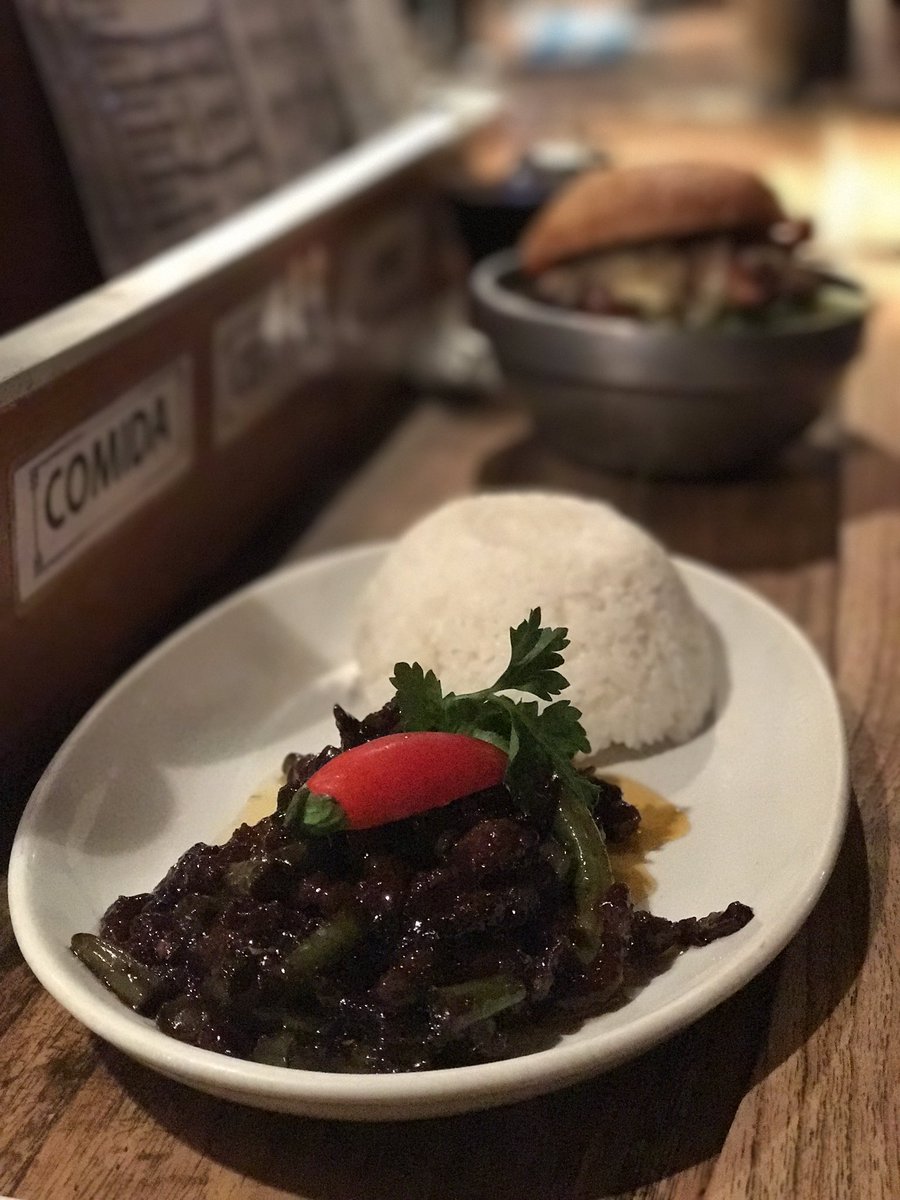 NoVayas's tweet photo. En #BuenosAires hay excelentes opciones para salir a comer. Te recomendamos #Gibraltar en la calle Perú https://t.co/jQSdJl7I0e