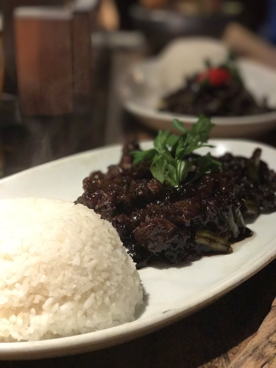 NoVayas's tweet photo. En #BuenosAires hay excelentes opciones para salir a comer. Te recomendamos #Gibraltar en la calle Perú https://t.co/jQSdJl7I0e