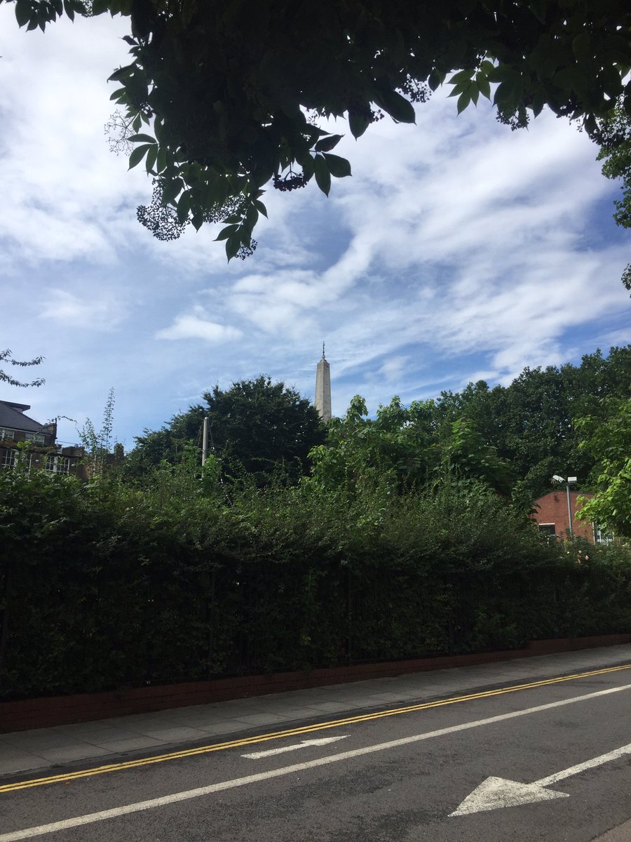 Isn't London so beautiful even when the sky isn't so clear! ❤️ #LoveLondon