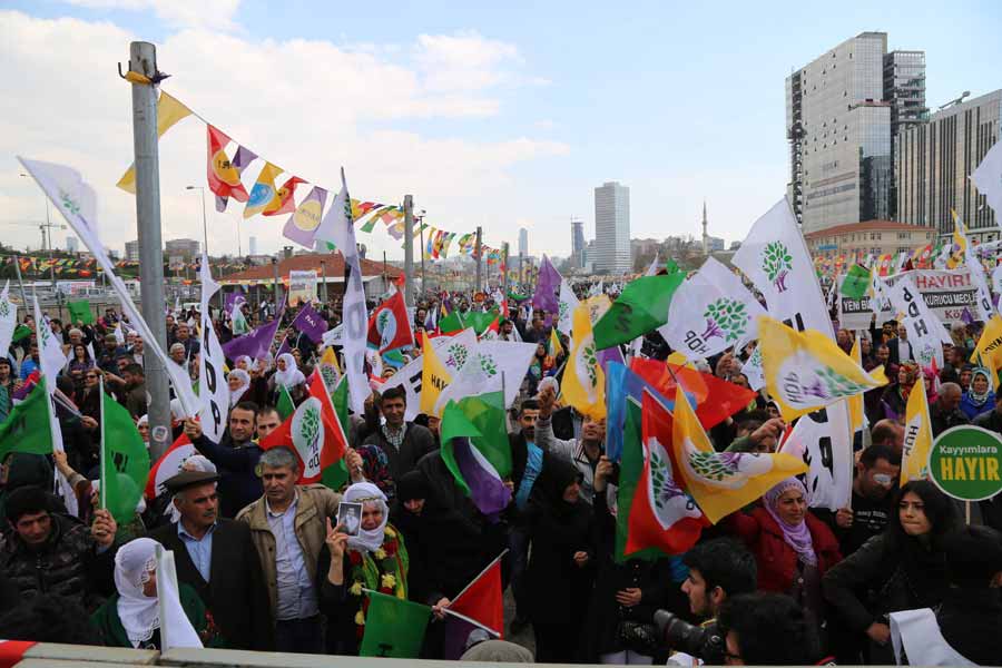 dokuz8news's tweet photo. #HDP to start "#ResistanceWatch" that will last for a month as part of 'Struggle for Democracy Plan'. https://t.co/Aih39KZPkJ