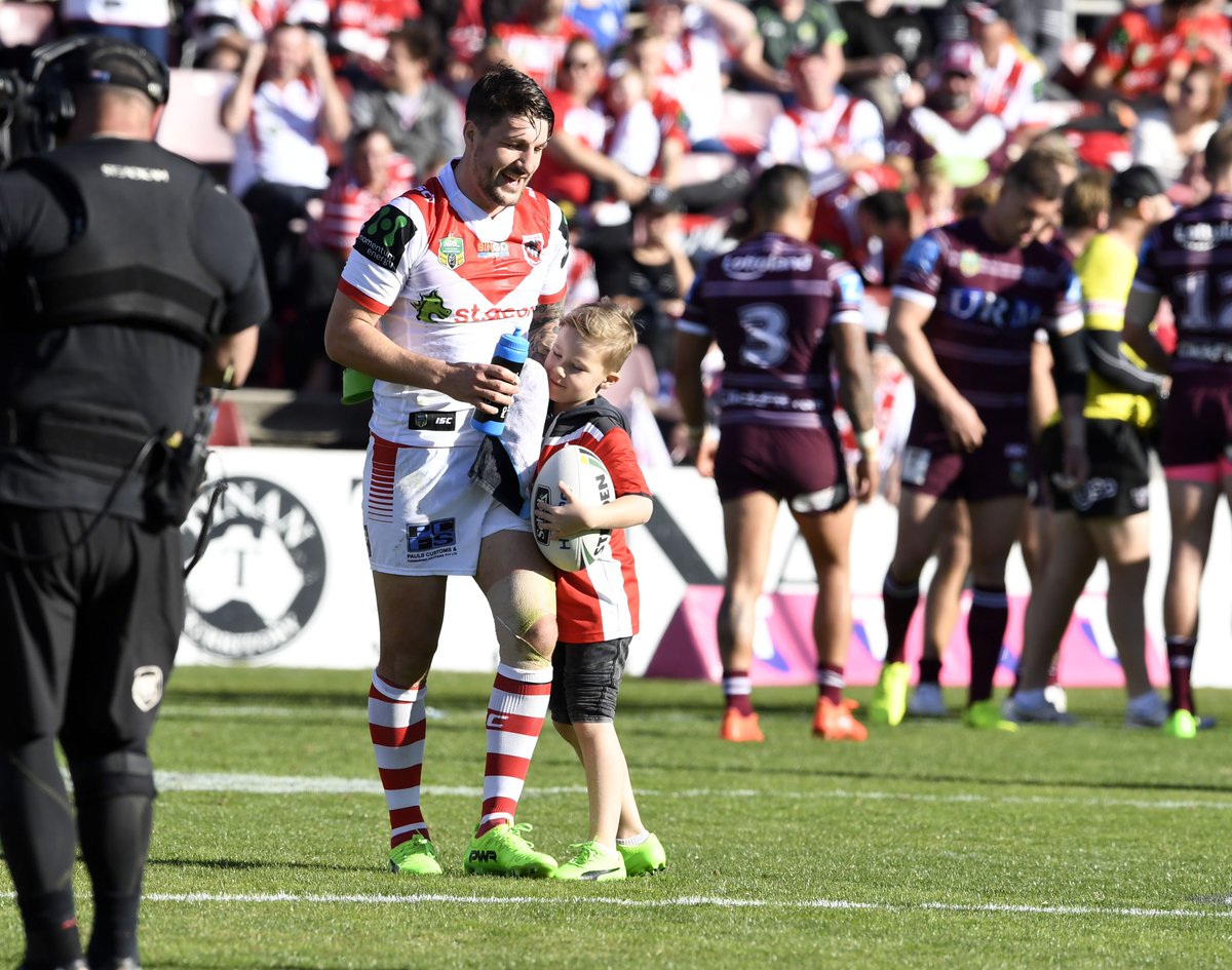 NRL_Dragons's tweet photo. Special day for @garethwiddop yesterday, with his son Brayden running the kicking tee out to him for the first time! #matchingboots #redv https://t.co/y3V8j9IFoo