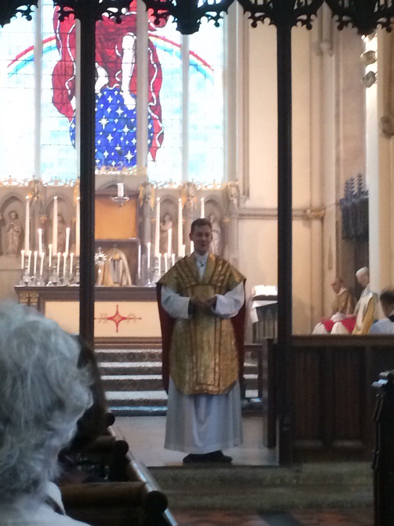 revmselby's tweet photo. Last Mass at Christ the Saviour for Fr Simon a joyous event tinged with farewells @XtheSaviour #simoncuff https://t.co/1GhzTcIpZr