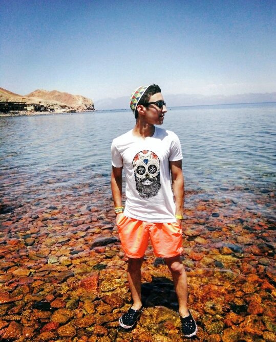MohamedOsama01's tweet photo. Take me there again 👐���
My lovely dahab 💙🌀
#imcomingbacksoon 😍 #Throwback✨ https://t.co/J7Zbe5OIrS