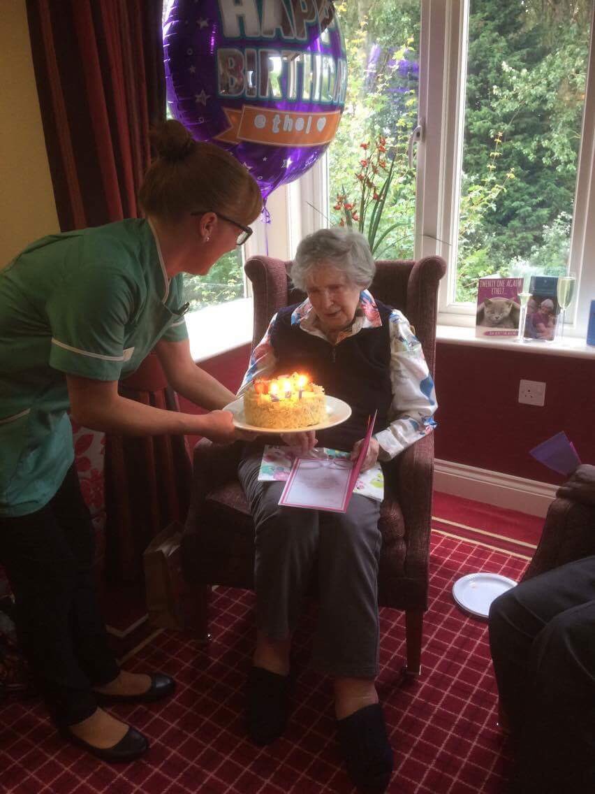 RVNorthampton's tweet photo. Celebrating 102nd Birthday and no sign of slowing down @BupaUK @CareHomeOpenDay @carehome_co_uk @BBCNorthampton @NeneRadio https://t.co/YL7VeaNTyp