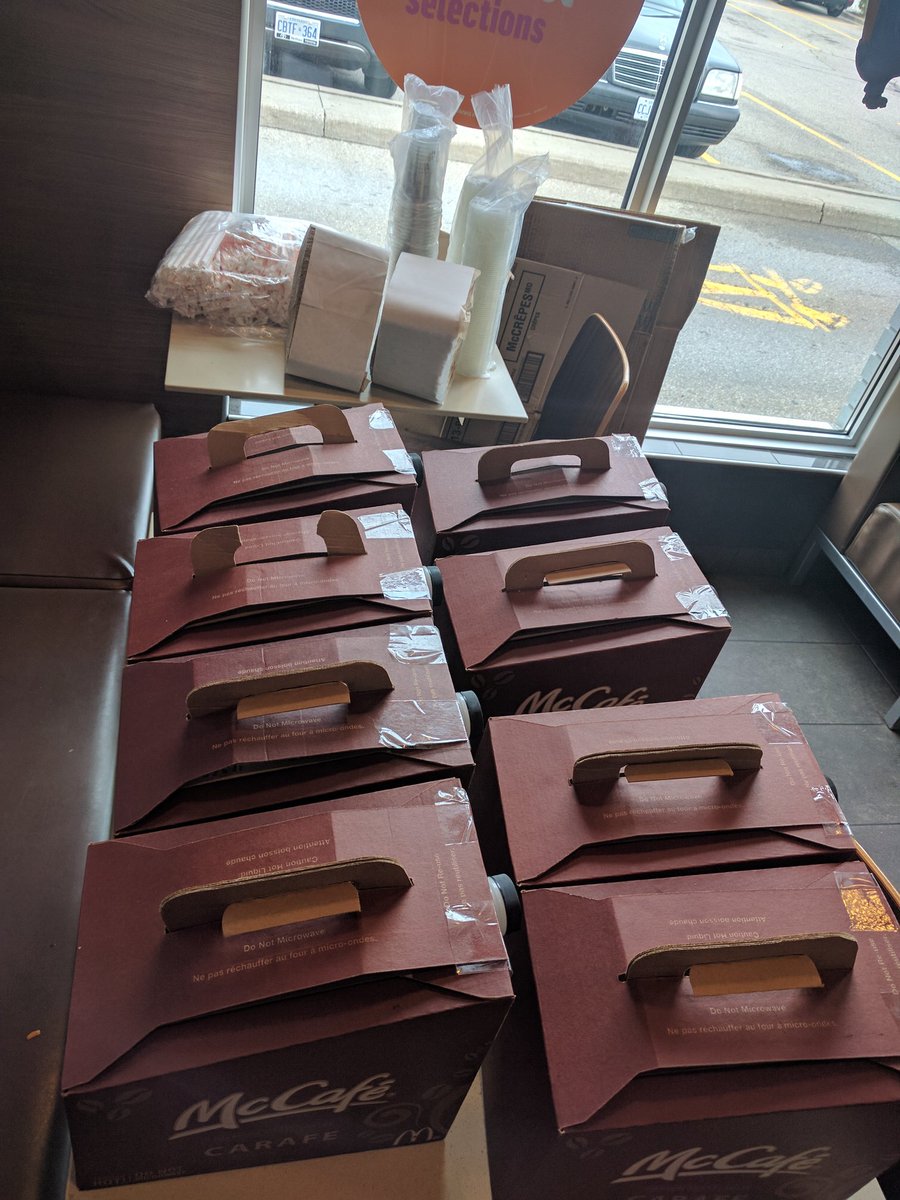 jaakery's tweet image. New job skill: catering