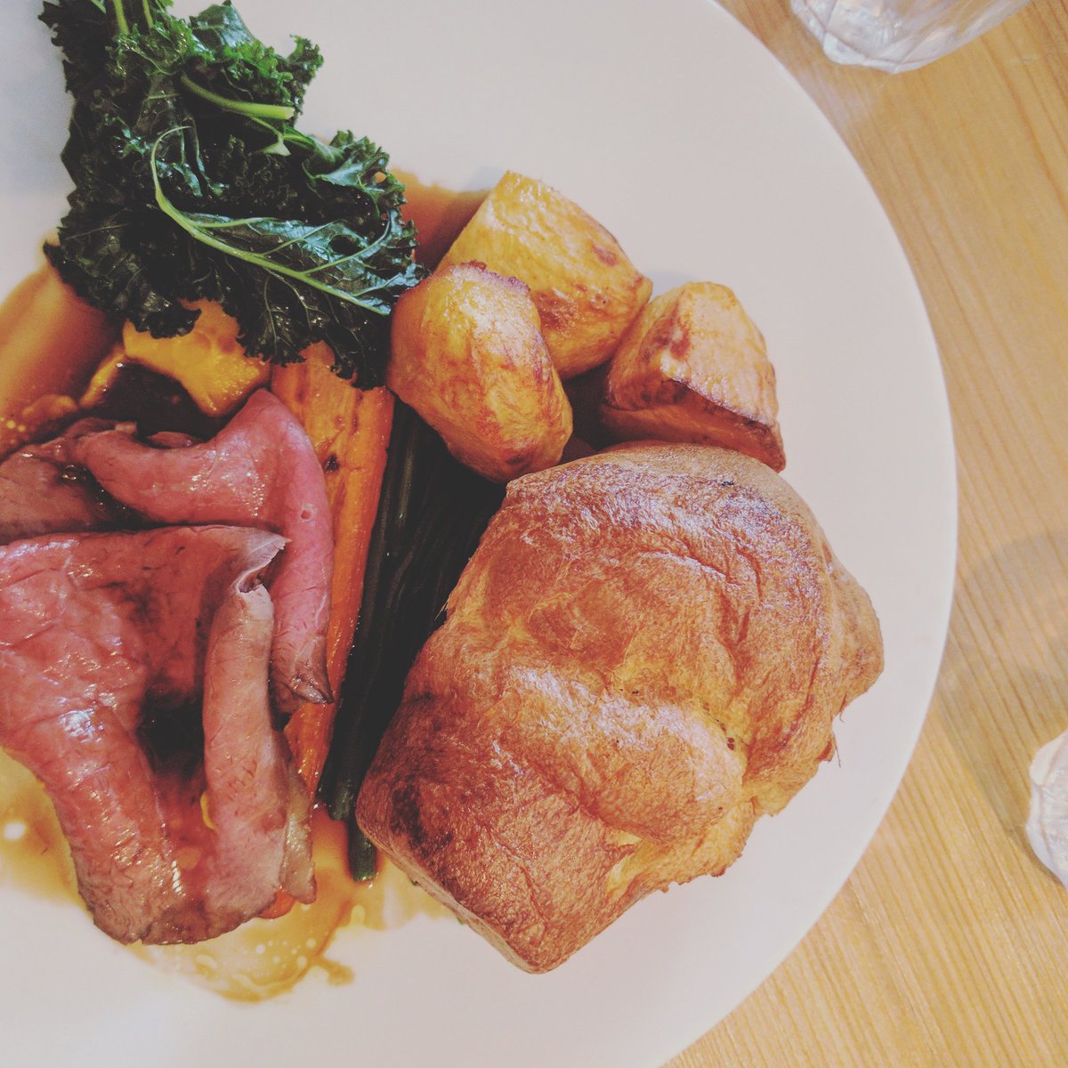 themouthful_'s tweet photo. Seriously, mate. This was unbelievable. Best roast we've had, hands down. And the crew... Amazing! @BuRntTruffle #stupidlygood #mayjustcry https://t.co/ceLbht37sm