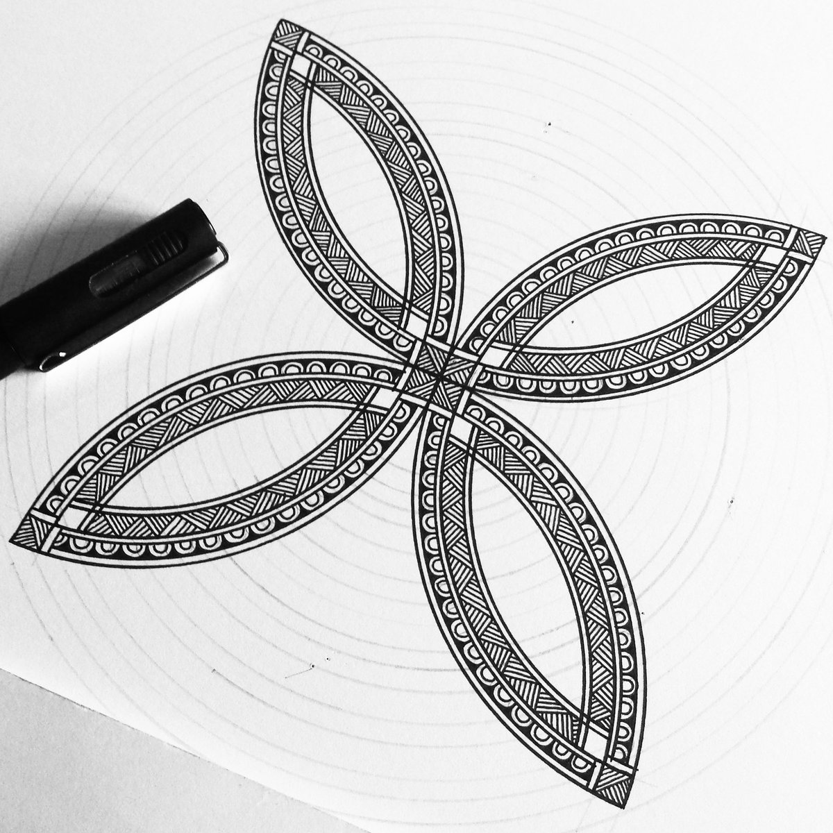 Work in progress 😍 #mandala #sacredgeometry #design #illustration #mandalatattoo #tattoo #ink