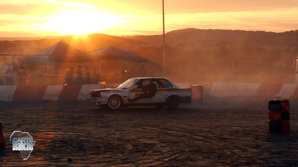 Burning rubber, smoke and cars spinning at high speeds. <a href="/DerekWatts/">Derek Watts</a> looks into SA’s new sport on #CarteBlanche tonight 7pm.