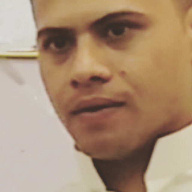 abullmr1's tweet photo. "لآ #تسرقٌ فرحَة أحد ؛ وَلآ تقهَر قلب أحد ، أعمارُنا #قصِيره ، ۅَ في قبُورنا نَحتاجٌ مِنْ يَدعِي #لنآ لّا علينا

مساءكم رحمة 🌸 https://t.co/2j4Ahhksnq