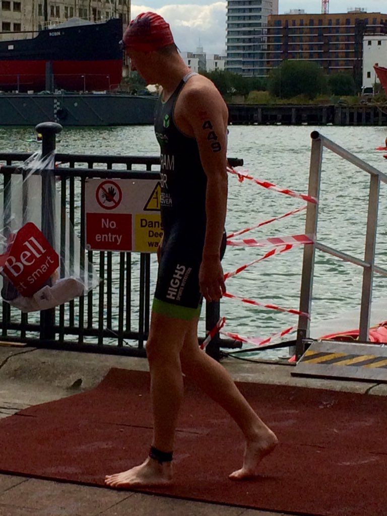 Very proud of <a href="/TriBucko/">Mark Buckingham</a> Winner of A J Bell London Triathlon a job well done! Commiserations to <a href="/Lewisbyram/">Lewis byram</a>! <a href="/YondaRacing/">Yonda Racing Team</a> <a href="/hhac/">Holmfirth Harriers</a>