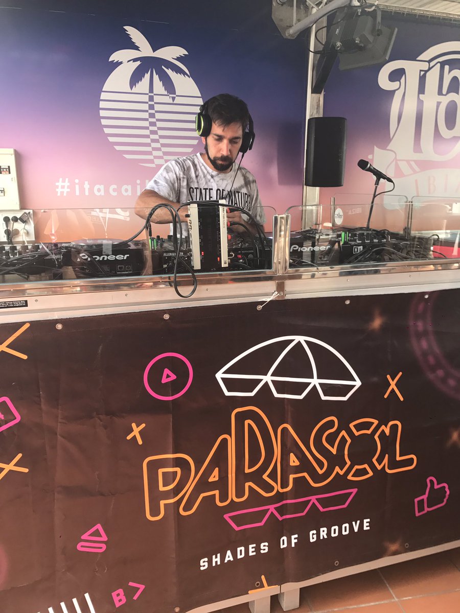 DVox83's tweet photo. #Livestream right now from #Itaca, @ParasolMusicTv #dj #Ree2😍 https://t.co/dBIg4XPYre @FrazerMBaddams @walm_DJs #Ibiza2017 #IbizaParty https://t.co/bzLRBhKktd