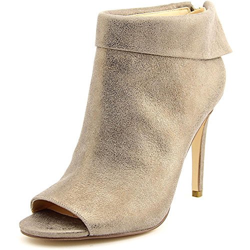 etsyaddict2's tweet photo. #amazon #fashion Ivanka Trump Derri Women US 7.5 Gold Ankle Boot $67.98 https://t.co/Y4pPRmLRvx https://t.co/mbXmtM4D71