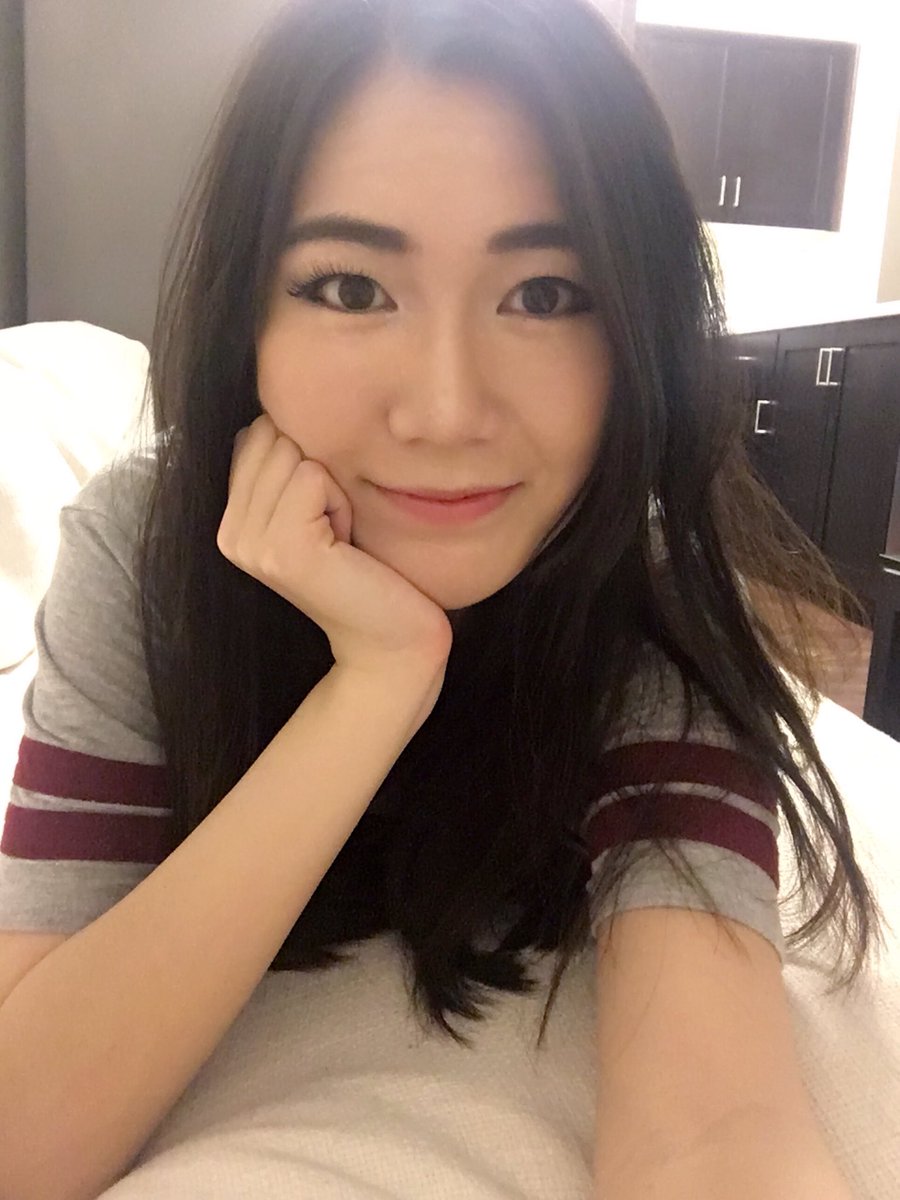 itshafu's tweet photo. Been loving streaming recently - live now https://t.co/mqcE6TjHuJ 😊 https://t.co/3l5yx50qyv