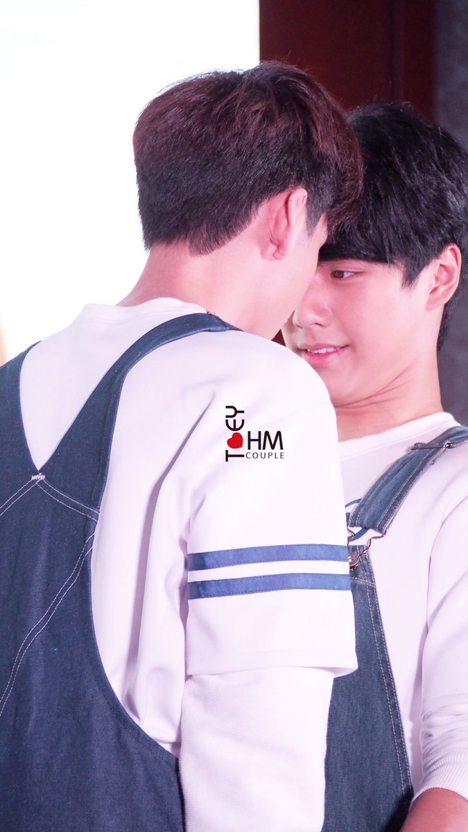 OhmToeyCouple's tweet photo. I want to be what you are.See what you https://t.co/SSfVBiuM8T what you love.
我想变成你，见你所见，爱你所爱。 💗@ImerbSittiwat @ohmpawatt https://t.co/tJvM7WHGzG