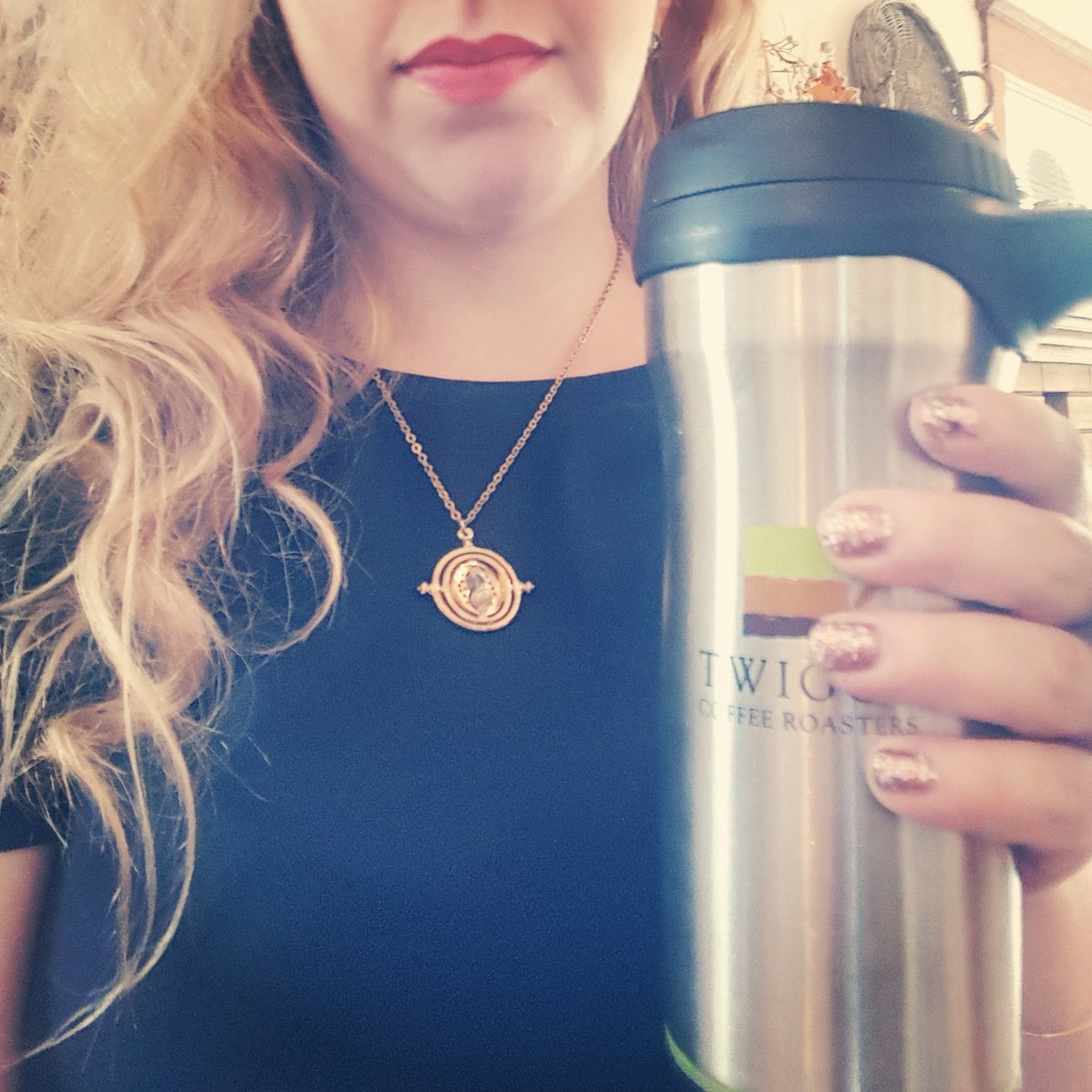 AmazingFlatmate's tweet photo. Road trip to #Toronto today with @DavidMurrayOtt for the premiere of #barbelleseries - cannot wait! #amazingcoffee #womeninfilm #barbelle https://t.co/0otgalvBx8