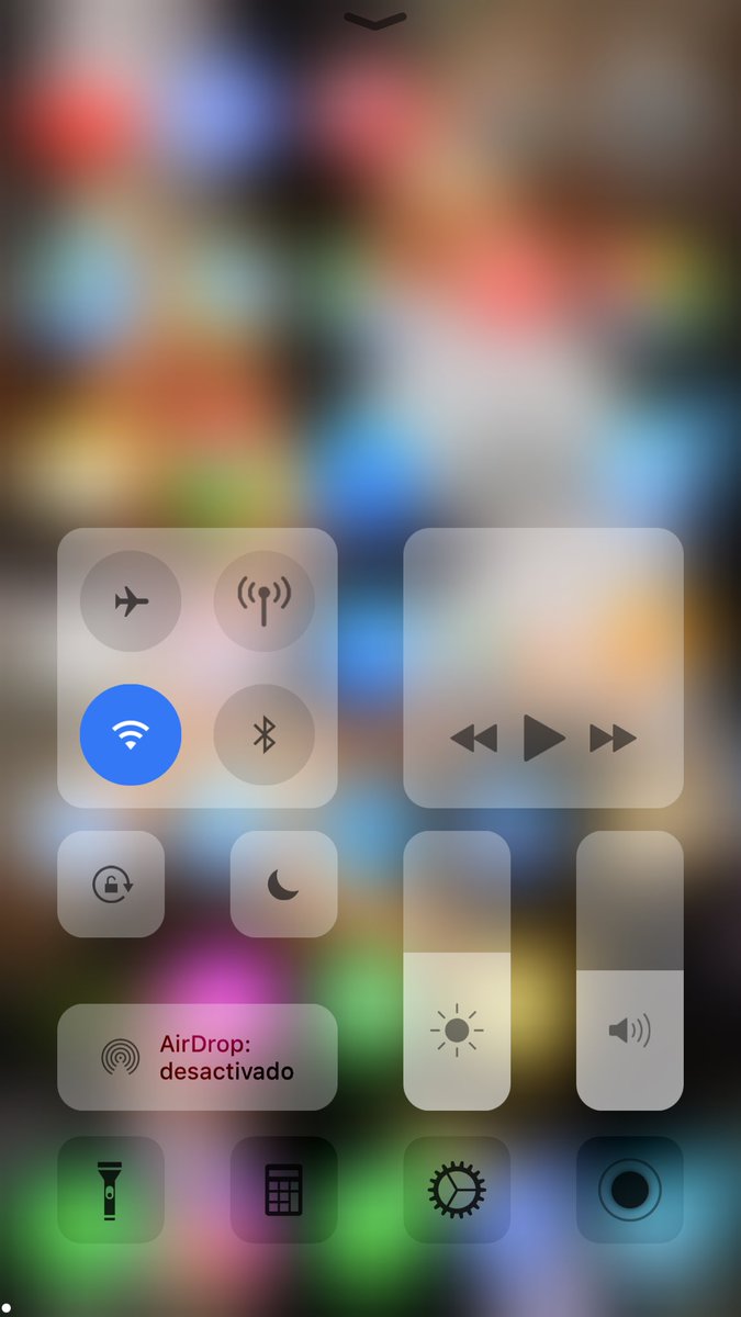 ProfeJuAntonio's tweet photo. @LaughingQuoll Just updated 👌🏼 with #FlipCC still doesn't work FlashLight 😫 and just bought #Polus from BigBoss and send me to Safe Mode 😭 https://t.co/7OoJkrciEL