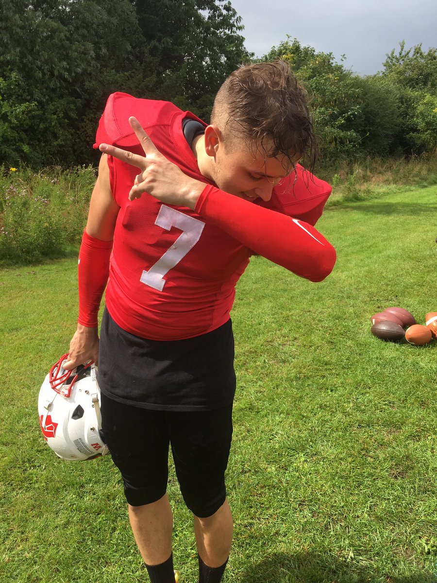 BromansFootball's tweet photo. #7JonnyBooBoo celebrating Pick #2 of the game. He will be unbearable for Weekes. #surnamepun https://t.co/5tSR9EaKhv