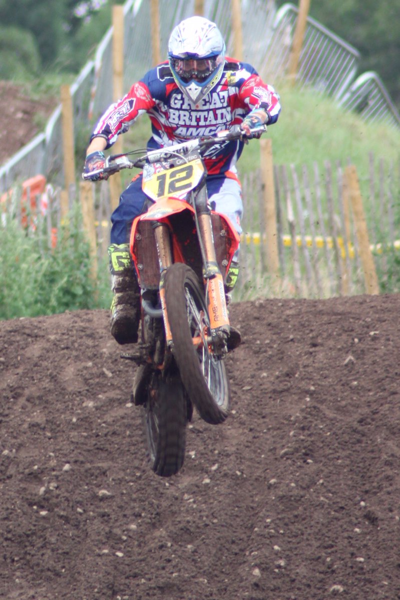 nutdm's tweet photo. @AMCAEvents @JoshWaterman6 Ray rowson #imba mx2 race 1 https://t.co/6TGA7OW4vj