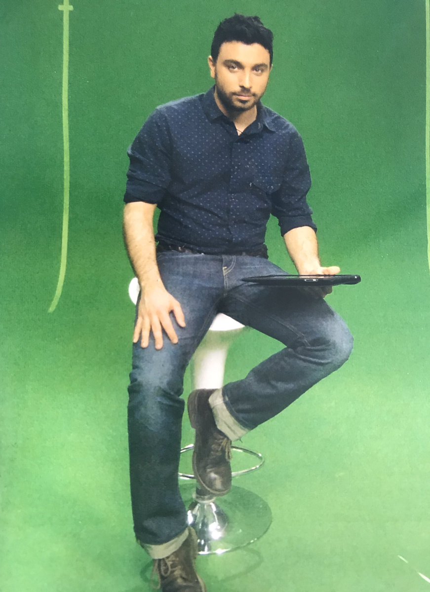 RafaRodrigoZ's tweet image. Una de mis primeras apariciones como presentador de Tv! Tenía 22 añitos 😗😗😗 y conducía #Linkcom Con @nlingerto @pablobnnt @JuanLabarroca 📺