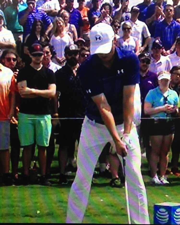 WizardOfOslin's tweet photo. #TBT when I was this close to the champ @JordanSpieth. #TexasForever #SpiethSunday https://t.co/91ZG4QpTjp