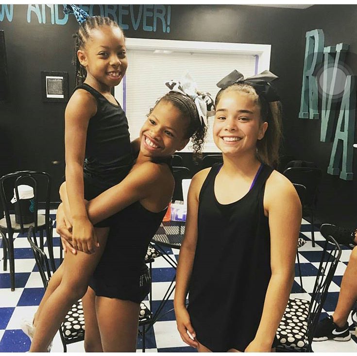 chelsieMartin11's tweet photo. Day 2 of choreo with GG yesterday ready for day3!!!! #cearva #goldengirls #J3 https://t.co/vVPBQ3spAO