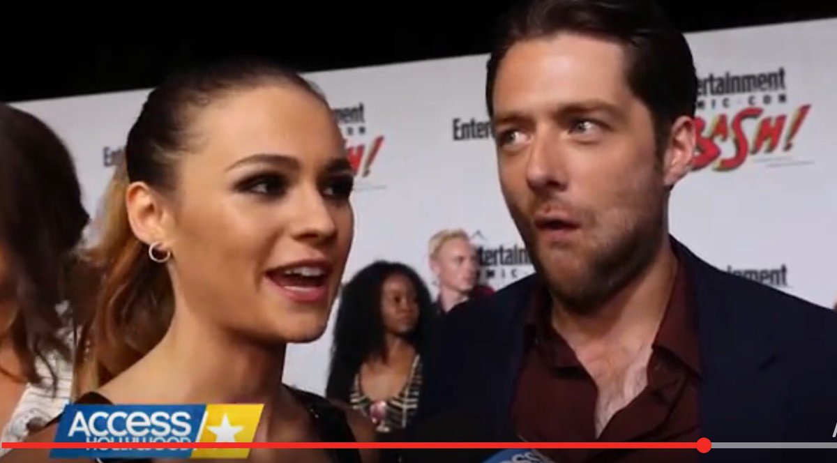 newglasgowgirls's tweet photo. Access Hollywood interview with @SkeltonSophie & @RikRankin #SDCC2017 #roger #bree #Outlander #season3
https://t.co/v98P7AHu8m https://t.co/loCUoX2Scd