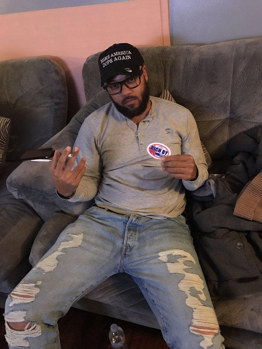 wasssuuupppslim's tweet image. Elect to be #RichBy2020🇺🇸 and stay #Compozed!