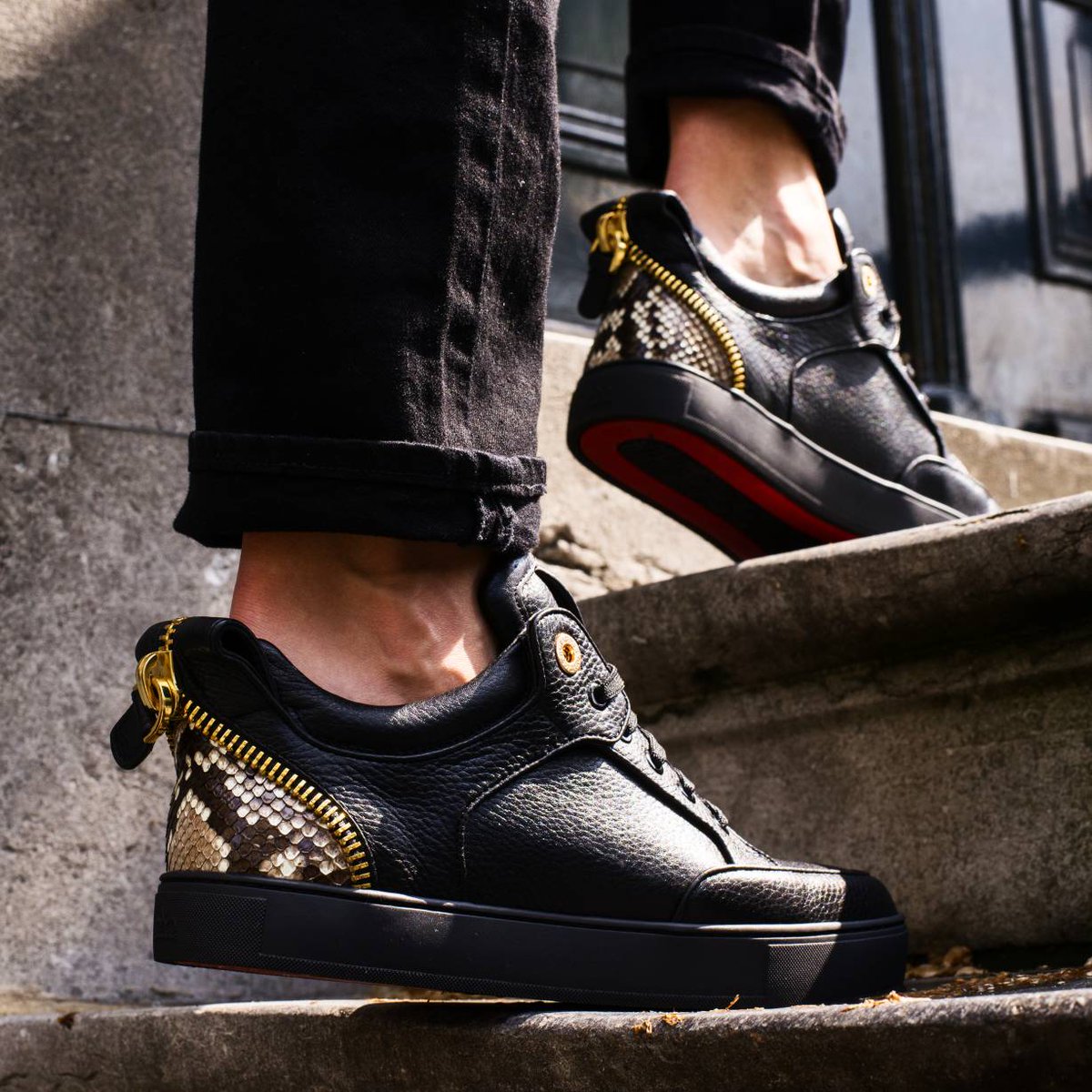 Royaums's tweet photo. Step your game Up #Royaums #Tressor https://t.co/ML8h03QGf6