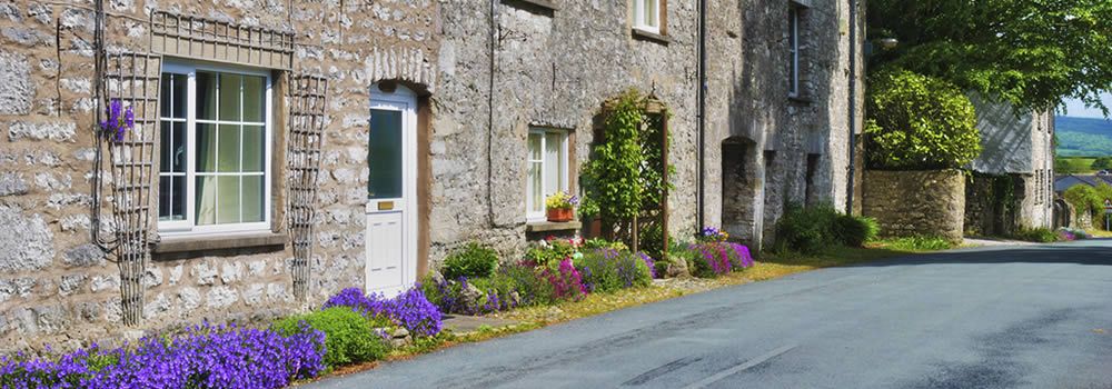 A complete #PropertyManagement service in #York. We assist you with insurance and regulations #EstateAgent bit.ly/2tLBycJ