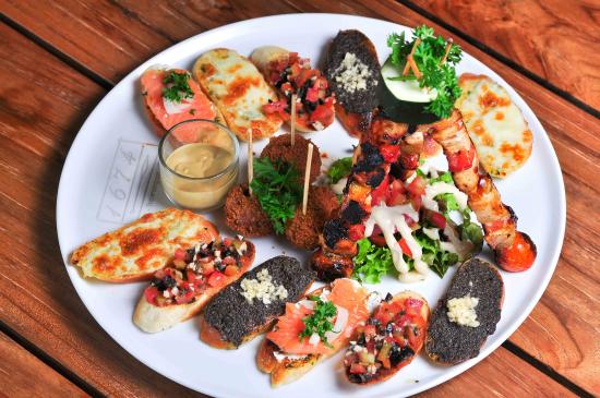 sammanjohar's tweet photo. Enjoy Delicious Menu with your love once at Tapas Restaurant!
https://t.co/lQxKCuJR2x
#Fastfood #Restaurant #Tapas #TapasRestaurant https://t.co/2YXboKyZ1n