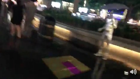 cuellarbrown's tweet photo. busking live-stream at Leicester Square and Piccadilly Circus  https://t.co/RC7LclSupe @CloudsExpressD @artsconnectionf #art https://t.co/LMavX2uuyU