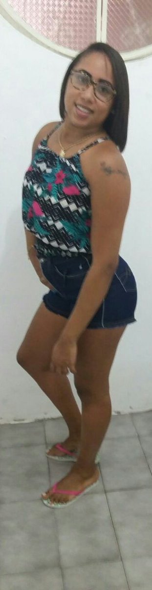 essamarcelle's tweet photo. - nunca tá uo !! #partiiiu https://t.co/e7prkqWcwf