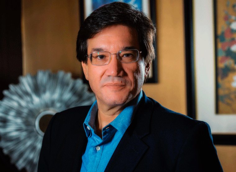quintoelab's tweet photo. El Director General de la @FNPI, @JaimeAbello asegura que el periodismo en #LATAM atraviesa una favorable etapa.https://t.co/6BeyUKawHN https://t.co/KeU798kLve
