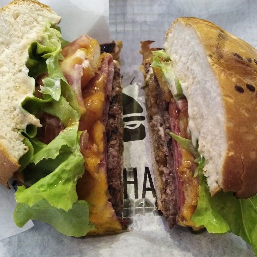 Riiiimms's tweet photo. Today's Special Sunday Burger at @burger_haus ๐
.
.
Pass by and try it๐๐
.
.
#sofuneating #lunch #food #burgers #foodie #yummy #burgerhaus โฆ https://t.co/0pJeFw5mOJ