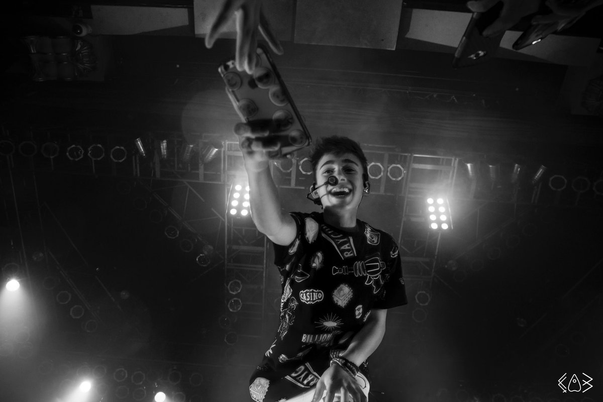 johnnyorlando's tweet photo. HOUSTON we have added a 2nd show due to demand! Get your tickets quick💙 https://t.co/V23gU8DfJX https://t.co/TWFyNpQSIR