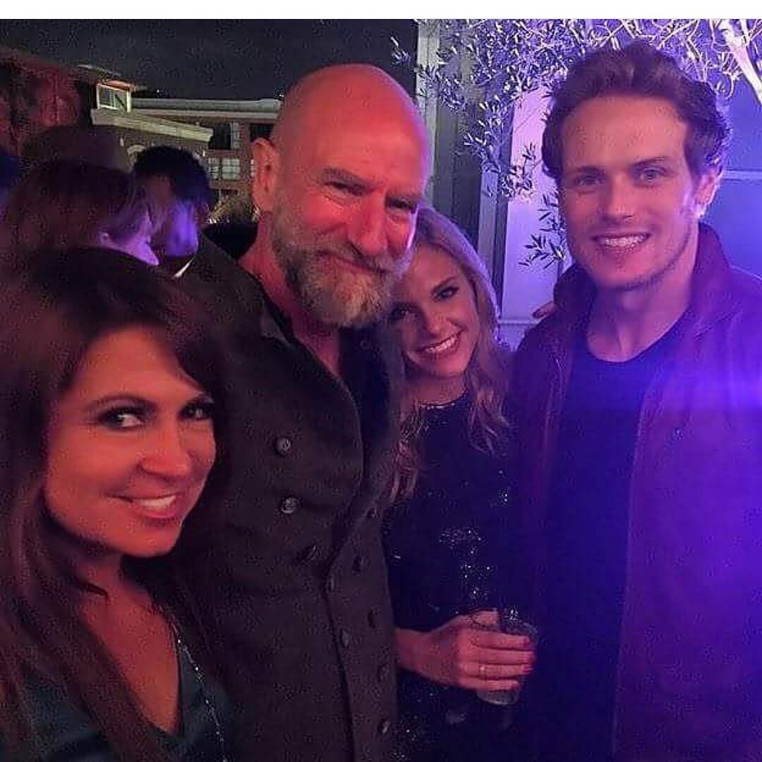 annap905's tweet photo. @WilliamShatner @EW @Lynetterice I love seeing him happy! He deserves it! #GenerousMan https://t.co/5DJvWXeWeW