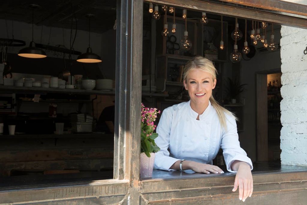 Want to grab a special tasting of a delicious lamb burger  by Chef Janine Booth? Head over to Pub Belly restaurant &amp; enjoy Janine's burger!