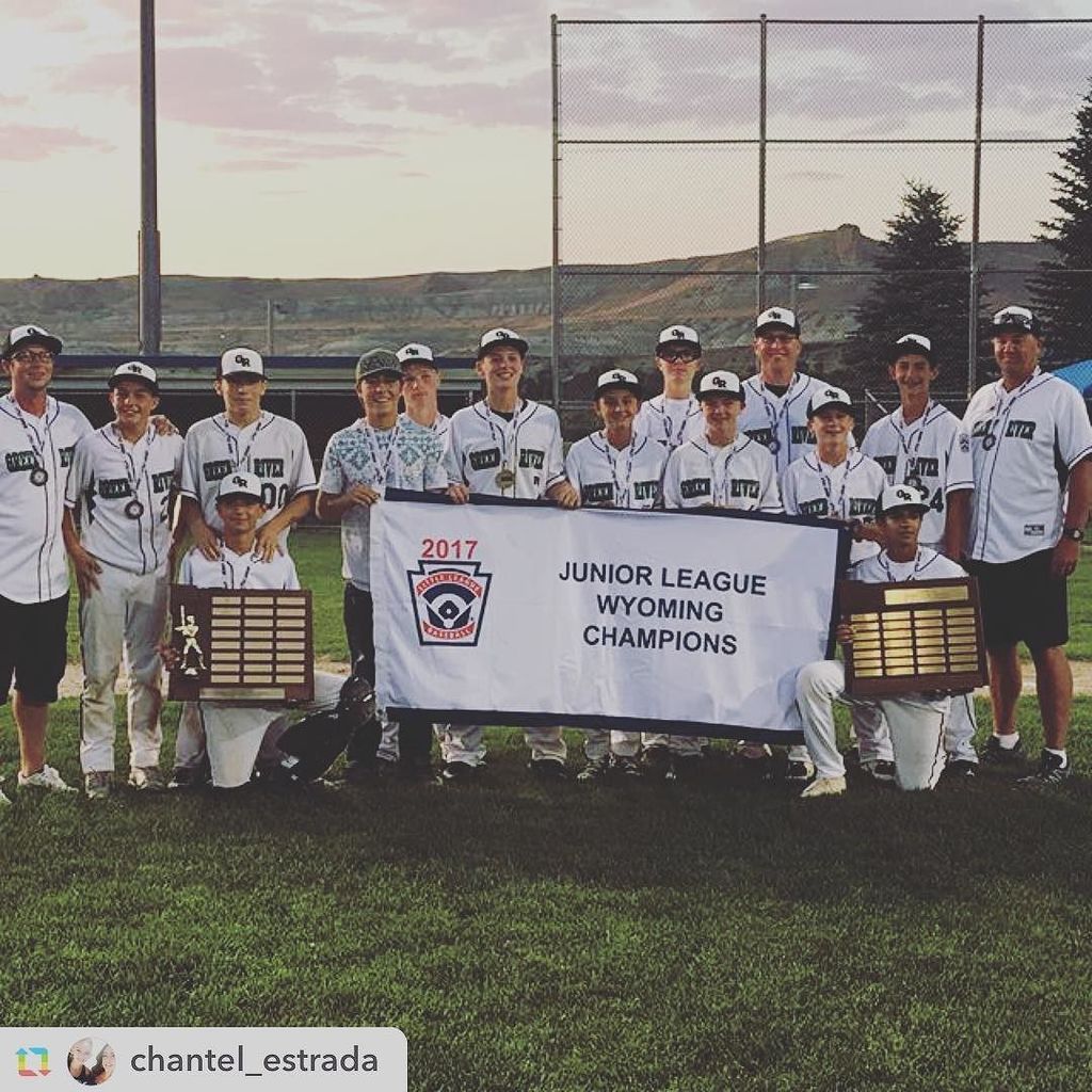 SweetwaterNOW's tweet photo. #viewfromyou: State champs!! πππ€ 2017 Junior League Wyoming Champions! Photo by @chantel_estrada https://t.co/DFYnVyqRMB