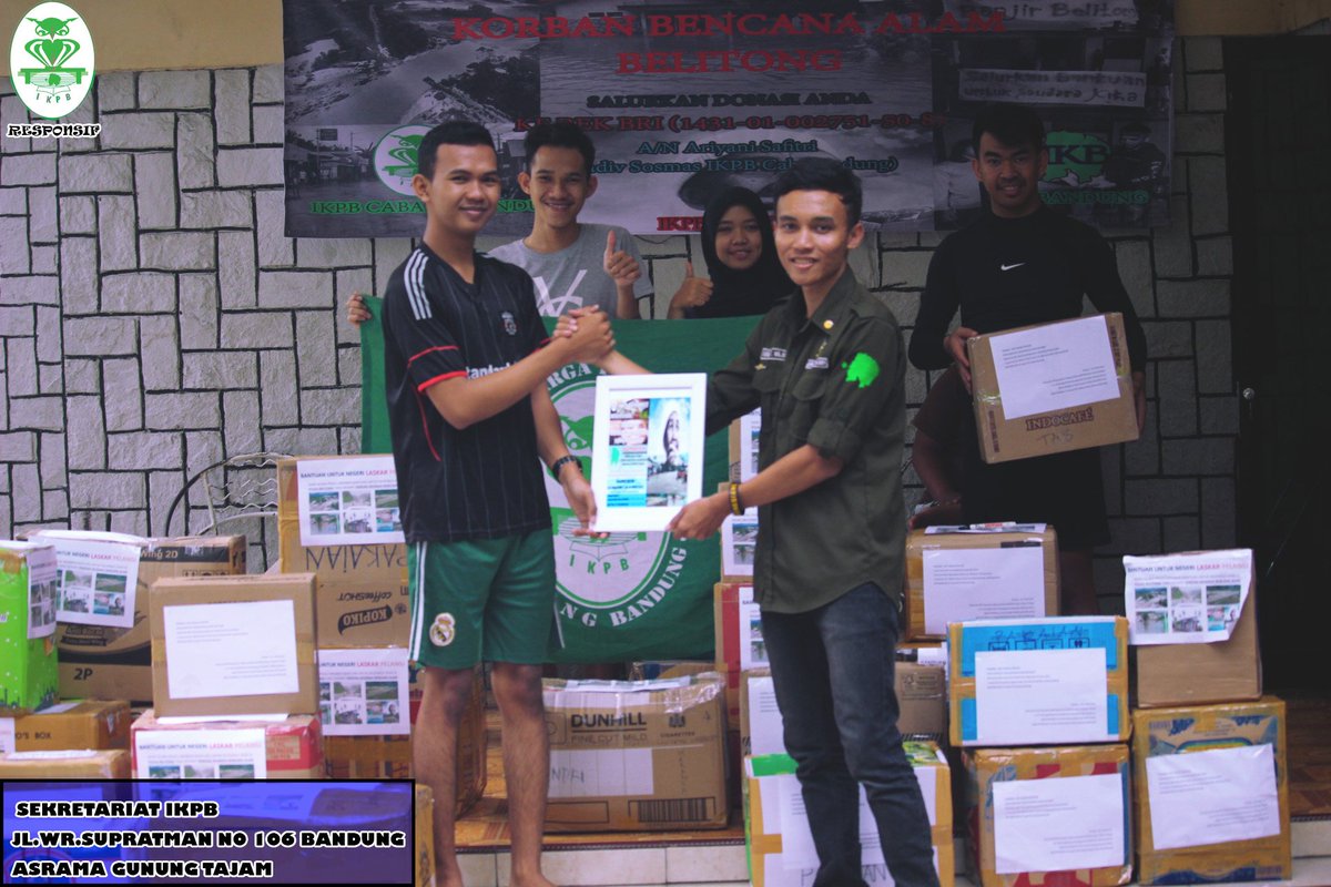 IKPB_Bdg's tweet photo. #IKPBRESPONSIF
21/7/17 IKPB KIRIMKAN BARANG BANTUAN KORBAN BANJIR KE PULAU BELITONG 
MELALUI #POSPEDULI https://t.co/4wwVz3fDhX