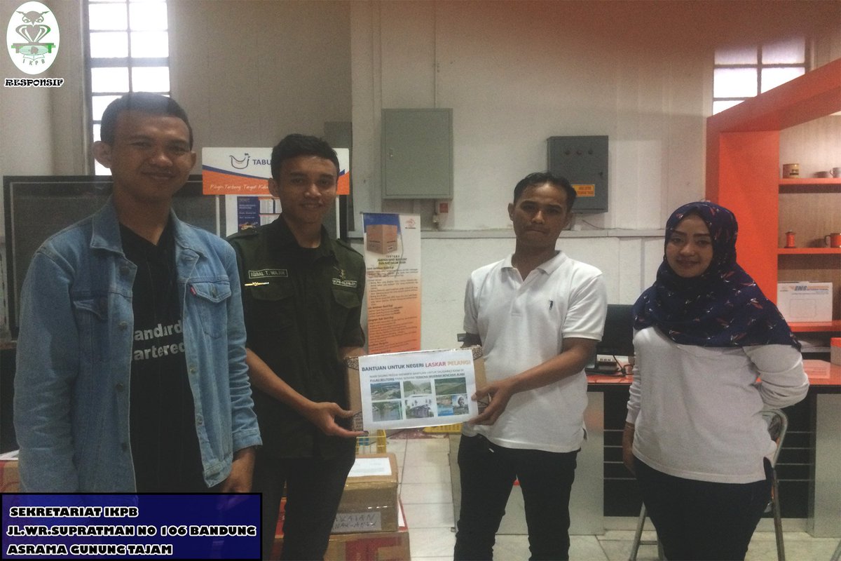 IKPB_Bdg's tweet photo. #IKPBRESPONSIF
21/7/17 IKPB KIRIMKAN BARANG BANTUAN KORBAN BANJIR KE PULAU BELITONG 
MELALUI #POSPEDULI https://t.co/4wwVz3fDhX