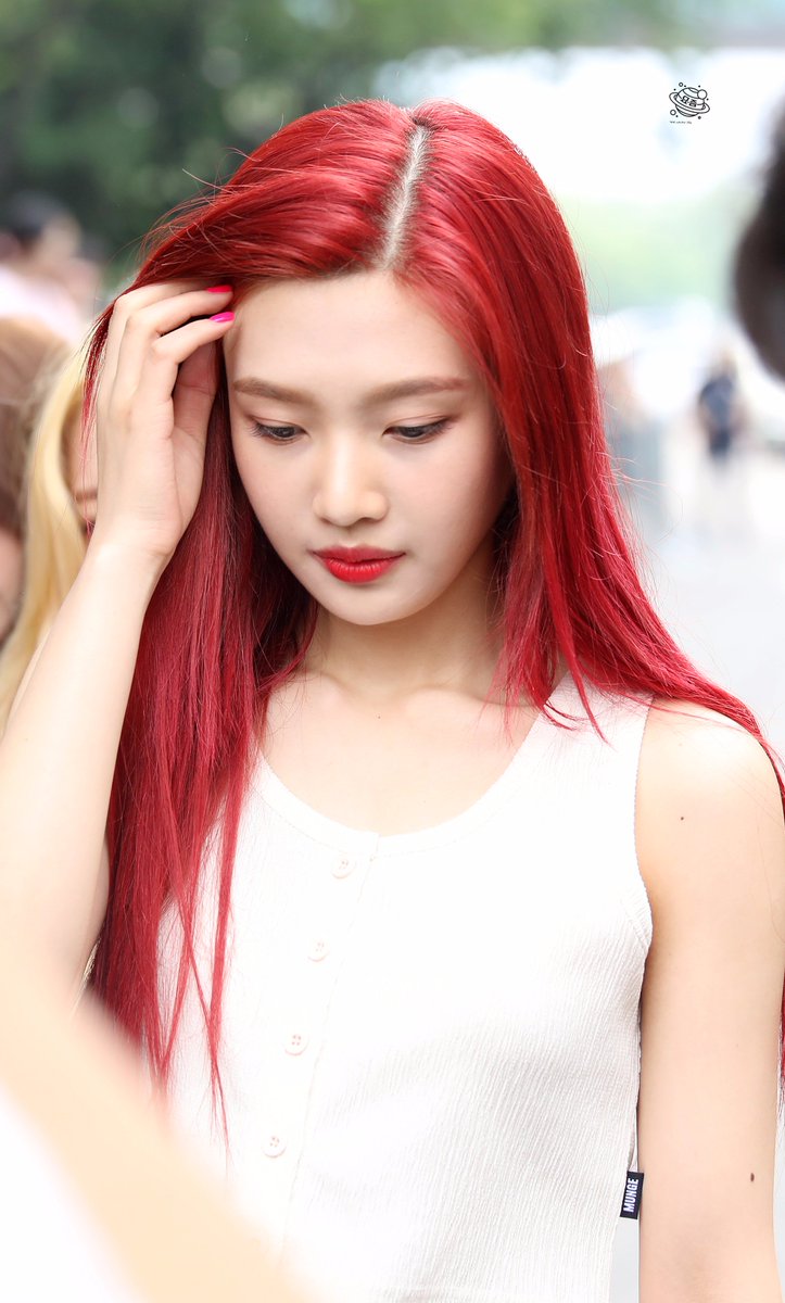 yojeum4242's tweet photo. 170721 뮤직뱅크 #레드벨벳 #조이 #redvelvet #JOY https://t.co/Qh9MT9zGVZ