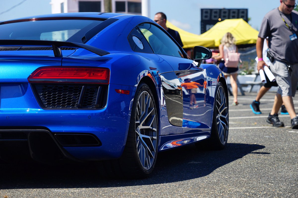 AudiClubofNA's tweet photo. Look over yonder...ain't it beautiful (ooh, ooh) Aura Blue persuasion #Audi #R8 #wantanr8 #AuraBlue #waterfest #audiclubna #AudiWorld https://t.co/lHjGxf5u1T