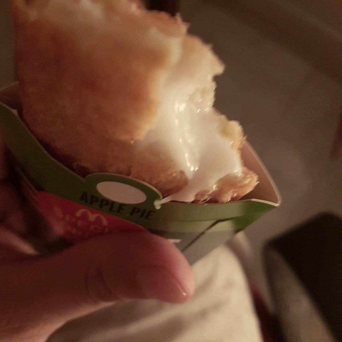 ChasteGaymer's tweet photo. MMmmmmm cum-pie... my fave kind of pie #McCum #Mcpie https://t.co/C4QpZdSTWO