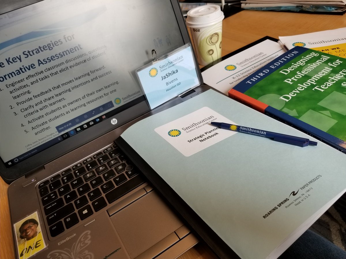 teachingitall's tweet photo. PD Planning at its BEST with the Smithsonian #SPI2017 #AlwaysLeadingandLearning @HISD_CPTL https://t.co/vQ19UGLuik