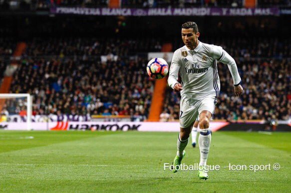 Footballogue tweet picture