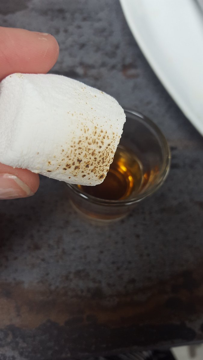 trishfesta's tweet photo. Wayne Gretzkys Bartending experience just wow!! @NiagaraWine @WayneGretzkysTO #whiskey #mixologist #bartendingexperience #gretzkyswinery 🥃 https://t.co/wbEx6QL1KN