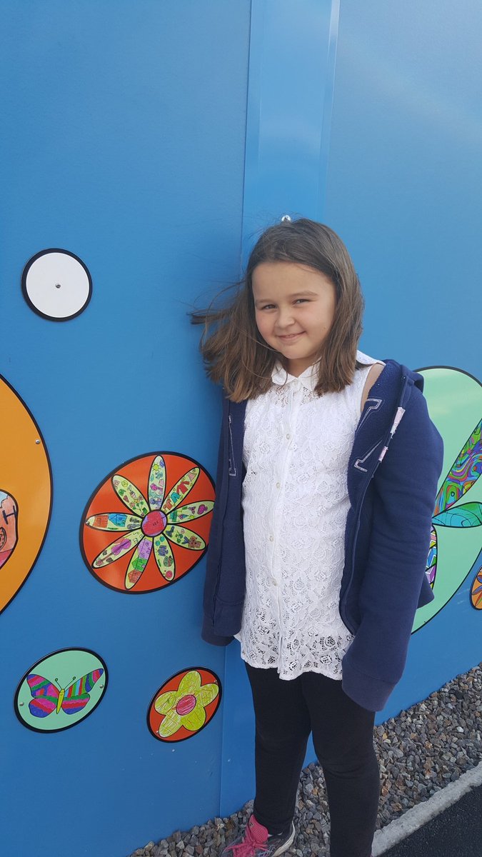 CCPPSchool's tweet photo. LB and her super artwork up in the hospital @Locws_Art @InterserveLE Well done , your work looks AMAZING ⭐️#ccpart #ccpcommunity https://t.co/AKFBVCJFQP