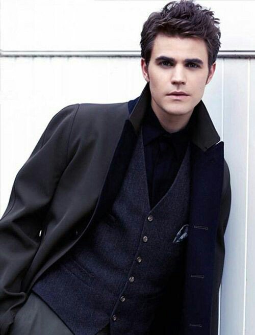 Happy Birthday to this amazing actor, Paul Wesley. 