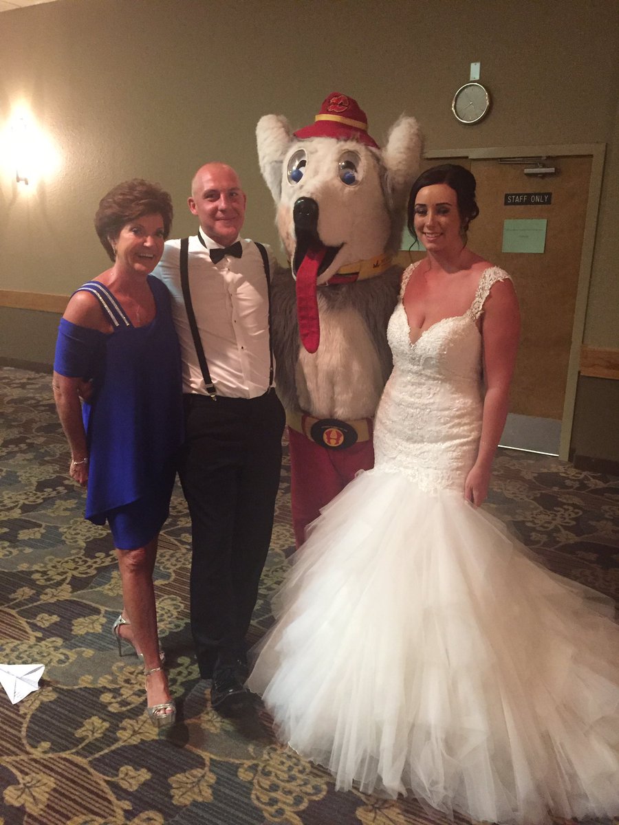 <a href="/HarveyTheHound_/">Harvey The Hound</a> <a href="/GeordieMacleod/">Geordie Macleod</a> <a href="/NHLFlames/">Calgary Flames</a> Thanks for making Jill and Lance Wedding extra special.