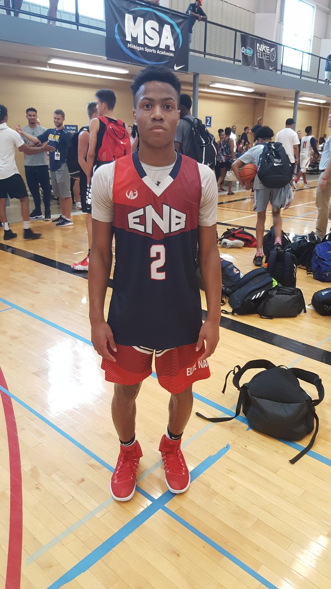 McKinneysWorld's tweet photo. More standouts from Best of the Midwest Day 3! https://t.co/qwe6M2QXR7 @FosterWonders @PrepHoopsMI https://t.co/RYvjFtsxfU